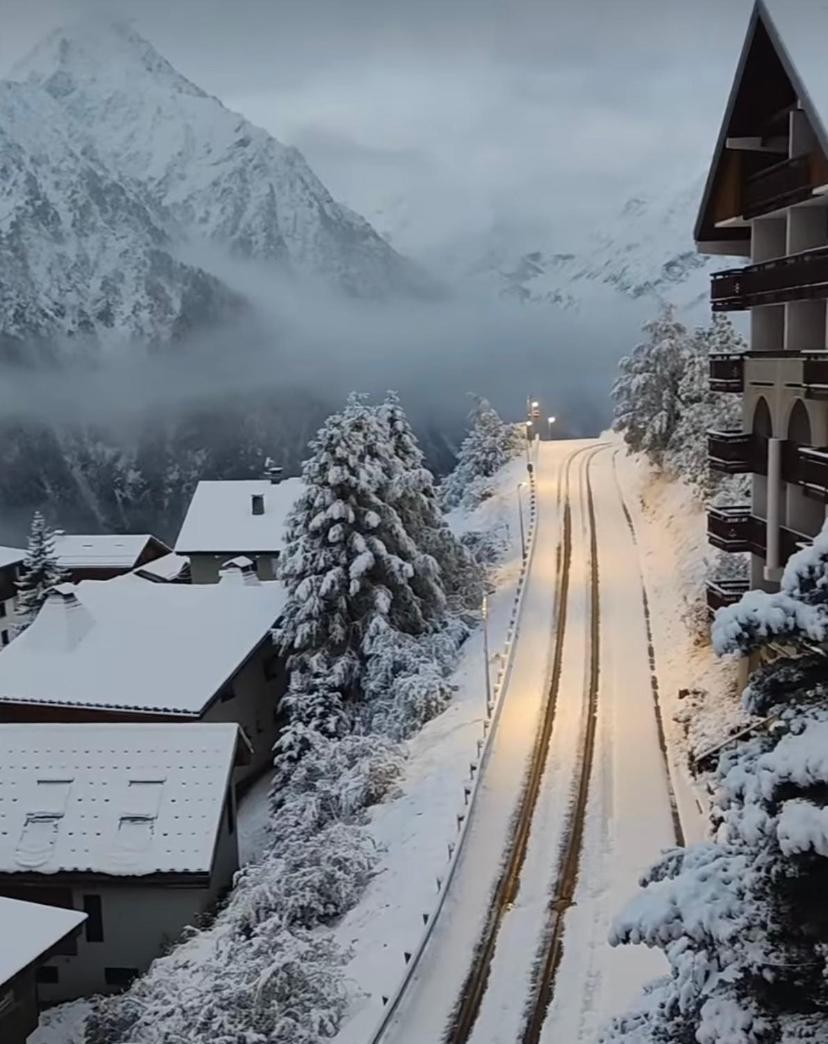L'Etoile Des Ours Les Deux Alpes Exterior foto